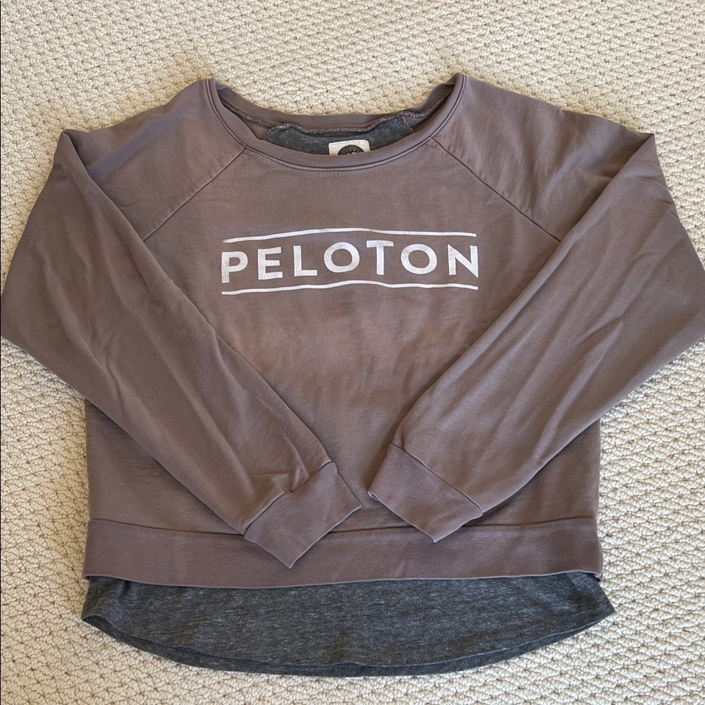 Rare Peloton Sweatshirt circa 2016/17 size small